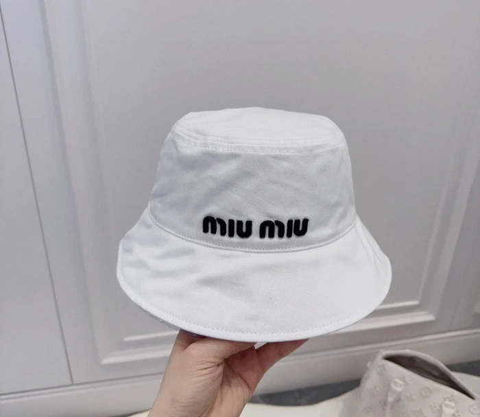 men women hat ,no box. HX25-462-463