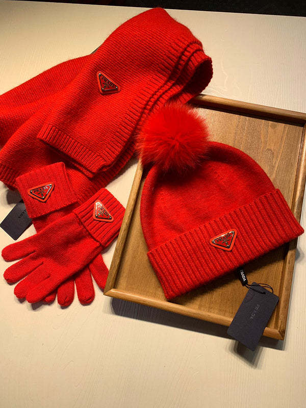cashmere cotton scarf and gloves and hat ,no box. HX68-28-32