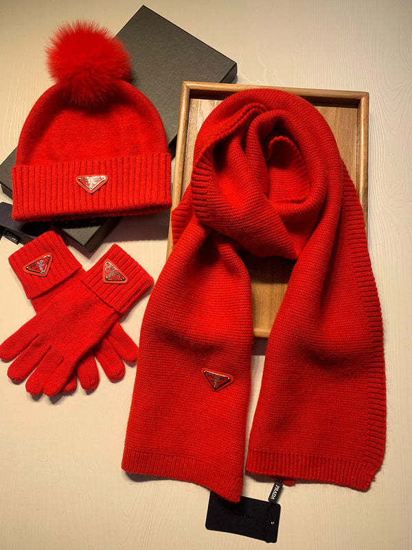 cashmere cotton scarf and gloves and hat ,no box. HX68-28-32