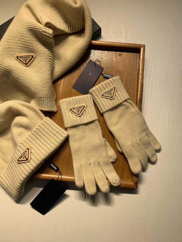 cashmere cotton scarf and gloves and hat ,no box. HX68-28-32