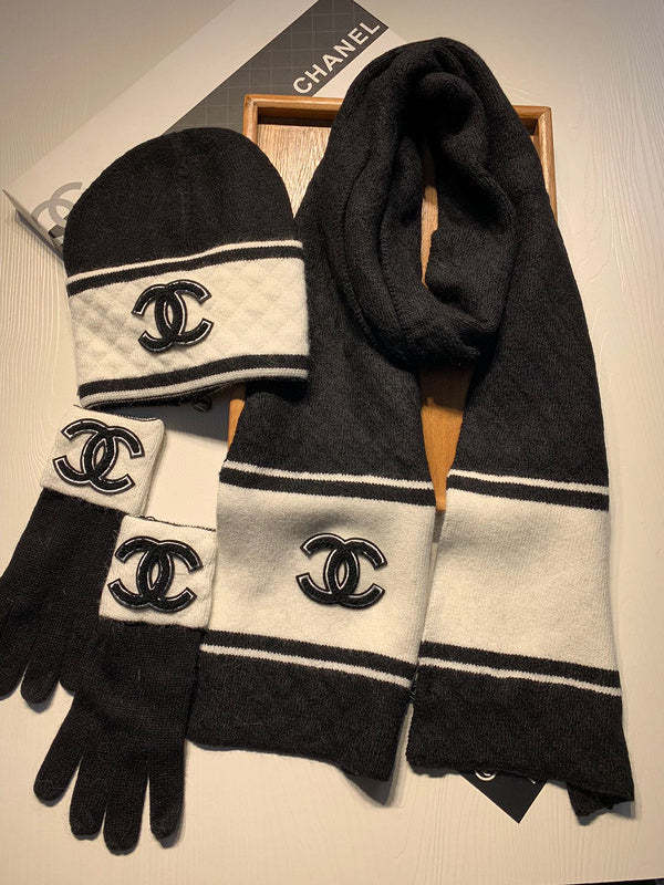 cashmere cotton scarf and gloves and hat ,no box. HX68-23-24