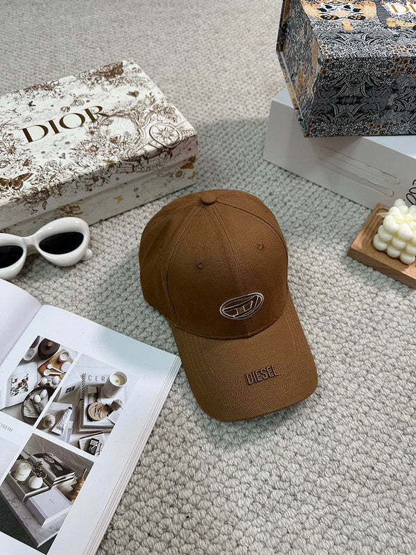 men women hat ,no box. HX25-511-515