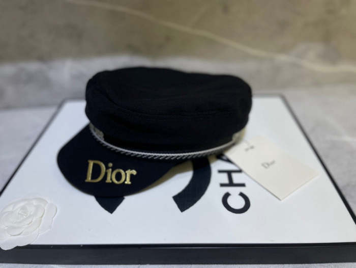 Fashion hat for women ,no box. HX25-554-556