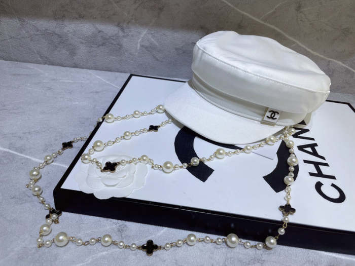 Fashion hat for women ,no box. HX25-557-558