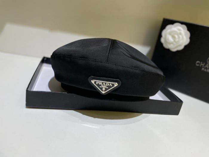 Fashion hat for women ,no box. HX25-592-594