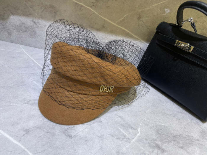 Fashion hat for women ,no box. HX25-604-606