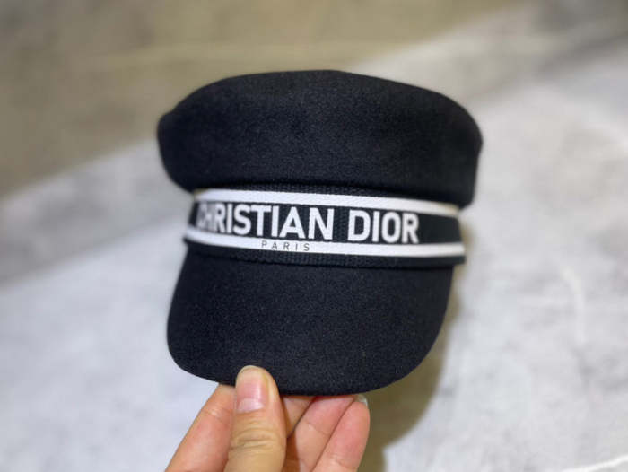 Fashion hat for women ,no box. HX25-601-603