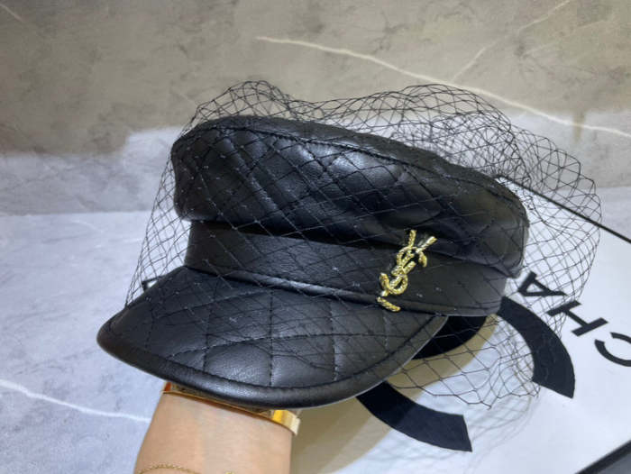 Fashion hat for women ,no box. HX25-647-648