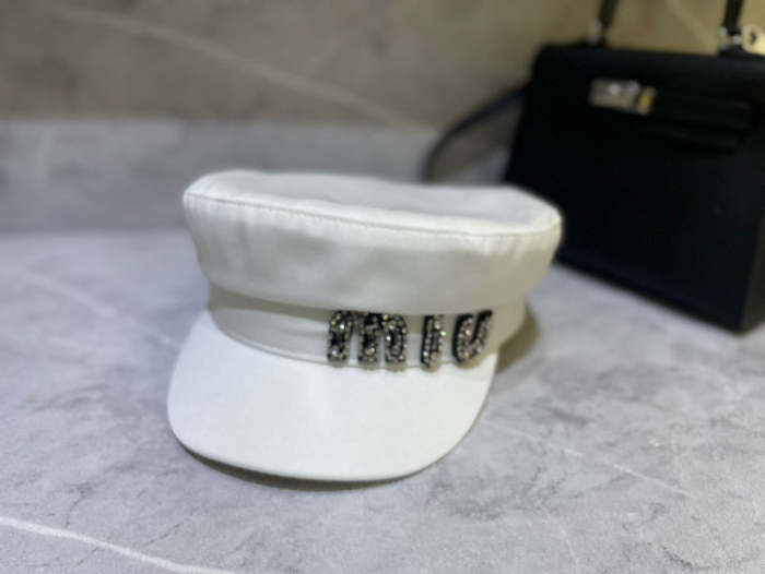Fashion hat for women ,no box. HX25-649-650