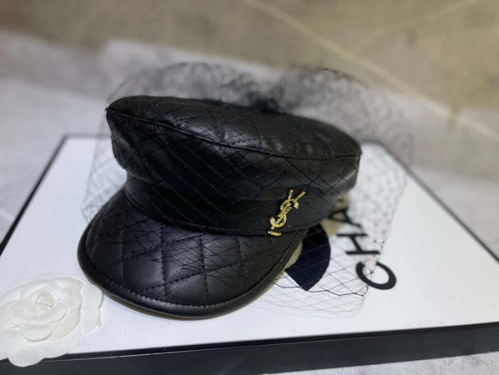 Fashion hat for women ,no box. HX25-647-648