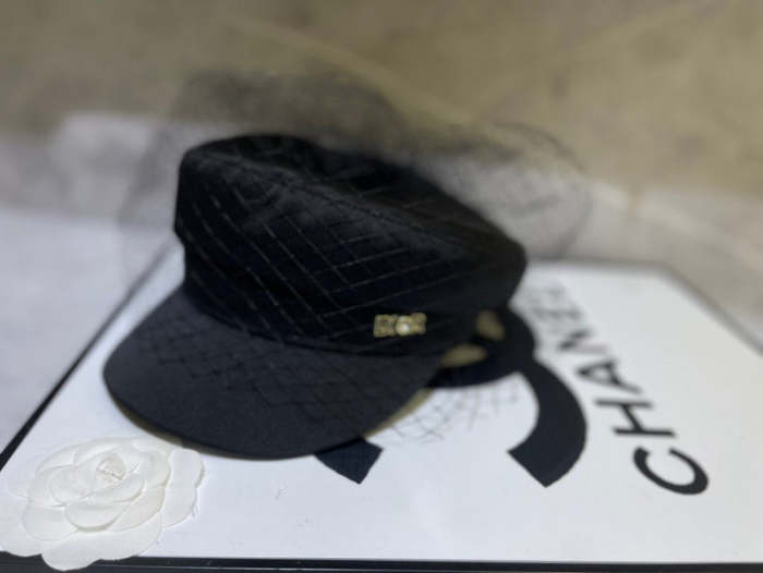 Fashion hat for women ,no box. HX25-642-643