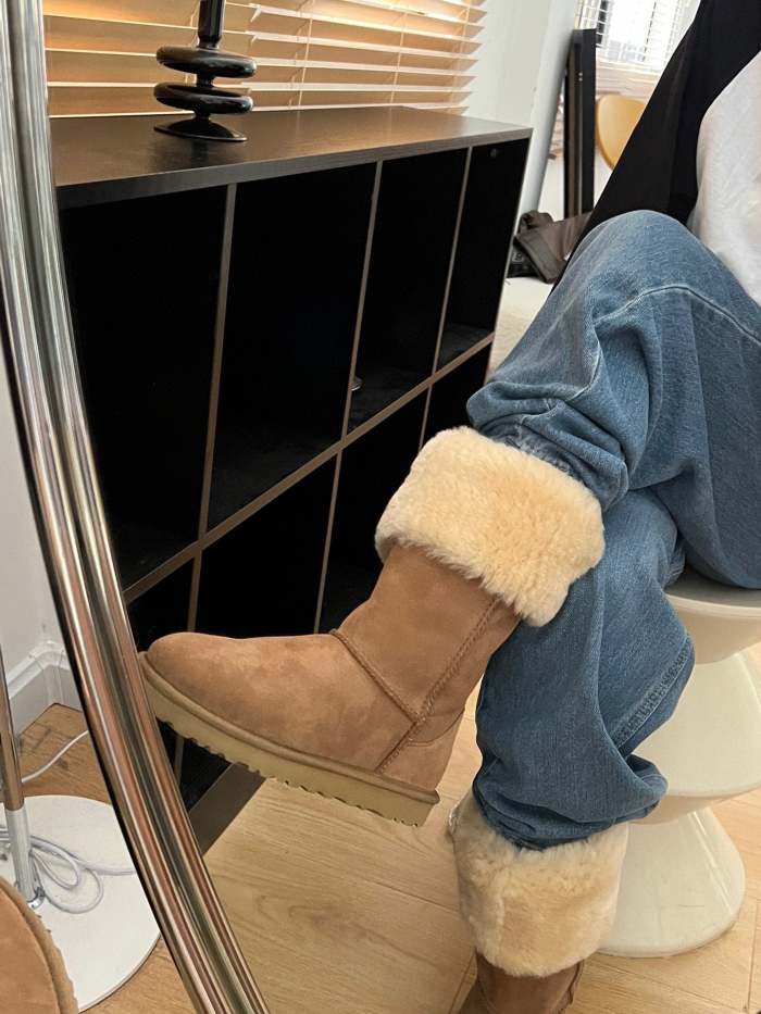 women flat boots shoes, size 35-40,with box, SS120-166-167