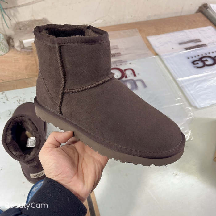 Adult  kids family flat snow boots shoes, wih box, size 25-44, SS50-1402-1403