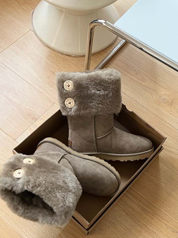 women flat boots shoes, size 35-40,with box, SS120-166-167