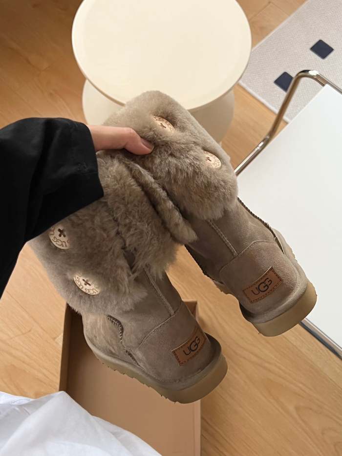 women flat boots shoes, size 35-40,with box, SS120-166-167