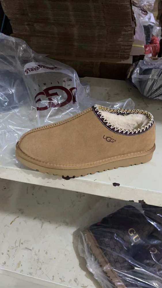 Adult  kids family normal sole (Tasman) flat snow shoes, size 25-44, SS50-1425-1426