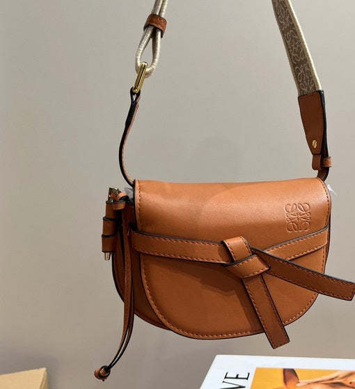 Split leather bag ,4A,size 16x14cm, no box, B75-2916-2921