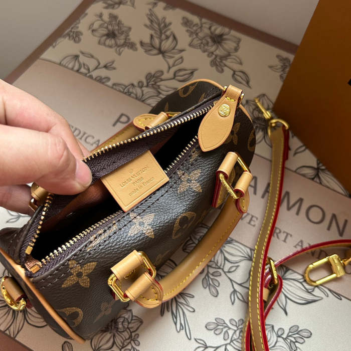 Split leather bag, AAA,size 16cm,no box,B50-1912