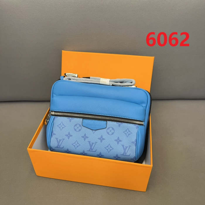 Split Leather  bag ,3A , size 25x18cm ,no box,  B68-6062-6064