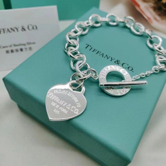 the necklace and bracelet set, J38-223