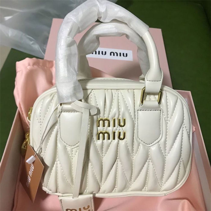 Split Leather  bag ,4A , size 19X13X6cm ,no box,  B68-6065-6067