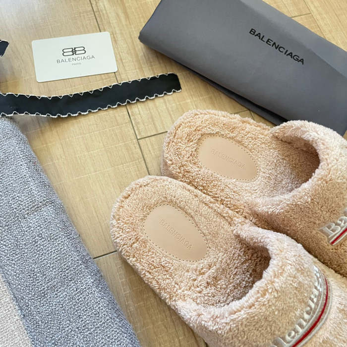 Women's Flat slippers shoes , size 35-40 ,SS50-1466-1469