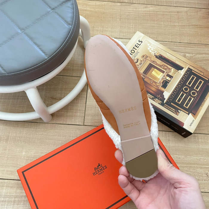 Women's Flat slippers shoes , size 35-40 ,SS50-1464-1465