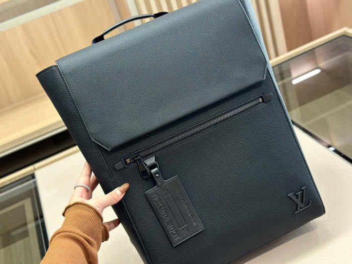Split leather  bag ,4A,size 30x40cm, no box, B88-1672-1673