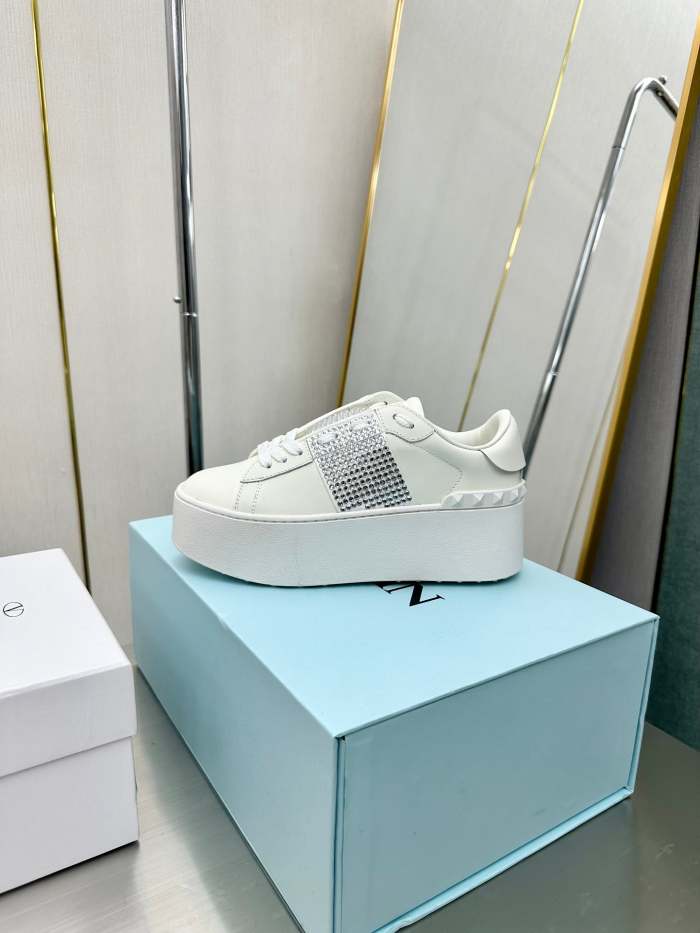 Women's flat runners shoes, size 35-45, SS88-621-623