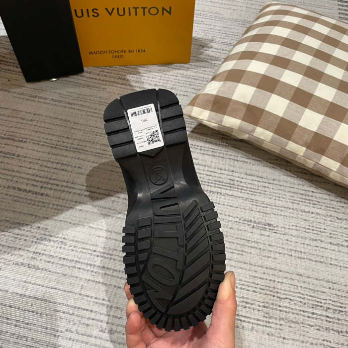 Women's flat snow boots shoes, size 35-40, SS88-629-630