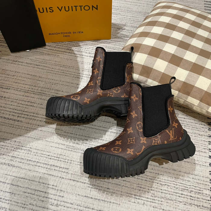 Women's flat snow boots shoes, size 35-40, SS88-629-630