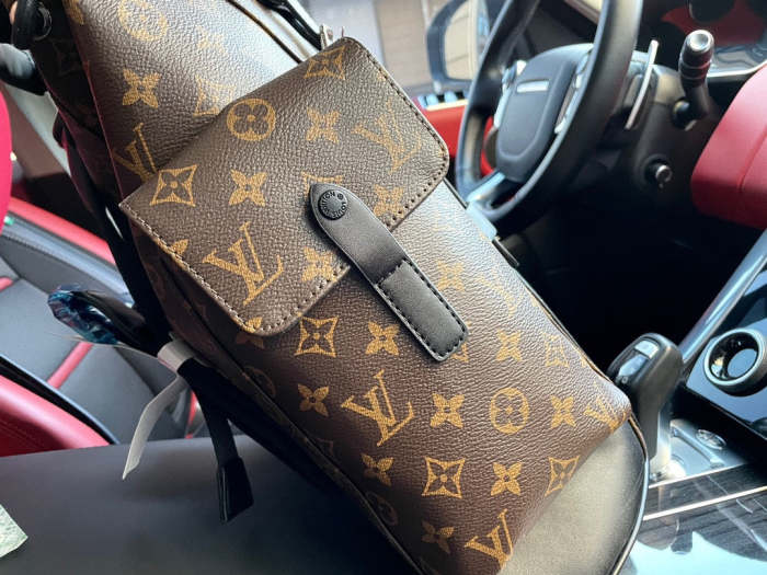 Split leather  bag ,4A,size 41x48x13cm, no box, B88-1682