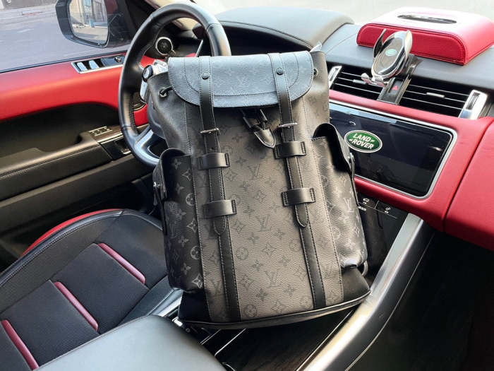 Split leather  bag ,4A,size 41x48x13cm, no box, B88-1683