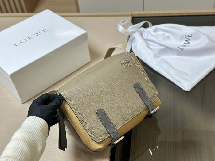 Split leather bag ,4A,size 25x17cm, no box, B88-1721-1722