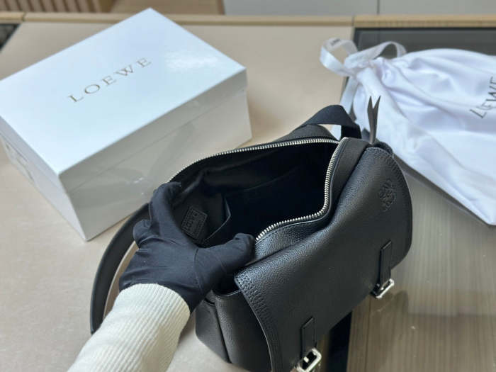 Split leather bag ,4A,size 25x17cm, no box, B88-1721-1722