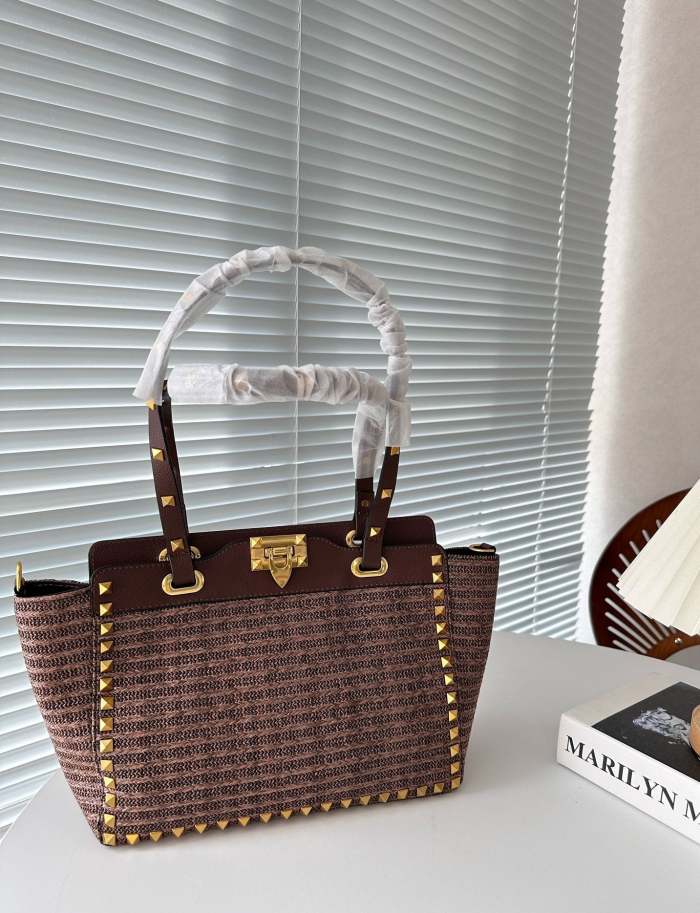 Straw and split leather bag ,4A,size 29x22cm, no box, B88-1714-1717