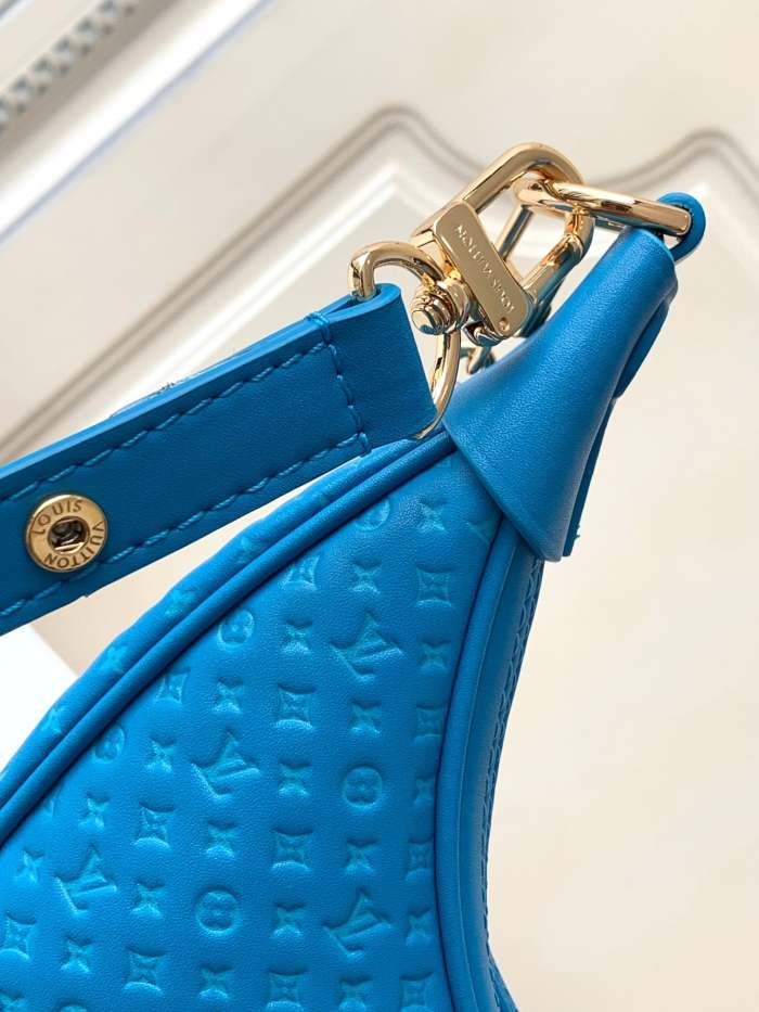 Leather bag ,5A ,size 23x13x6cm,no box, B130-59