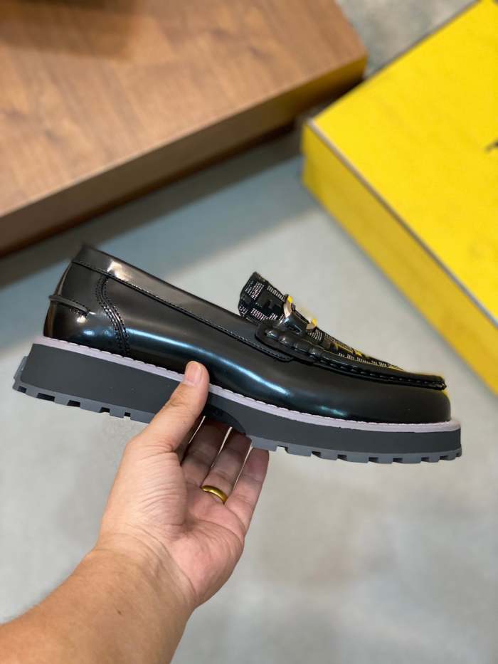 Top Quality men flat shoes size 38-45, SS150-125
