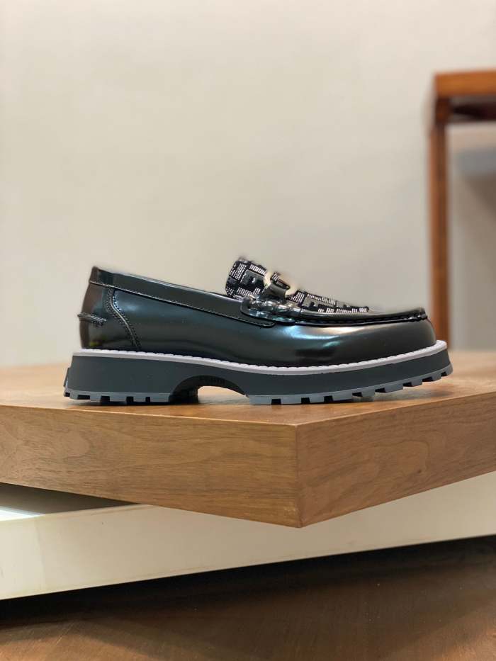 Top Quality men flat shoes size 38-45, SS150-125