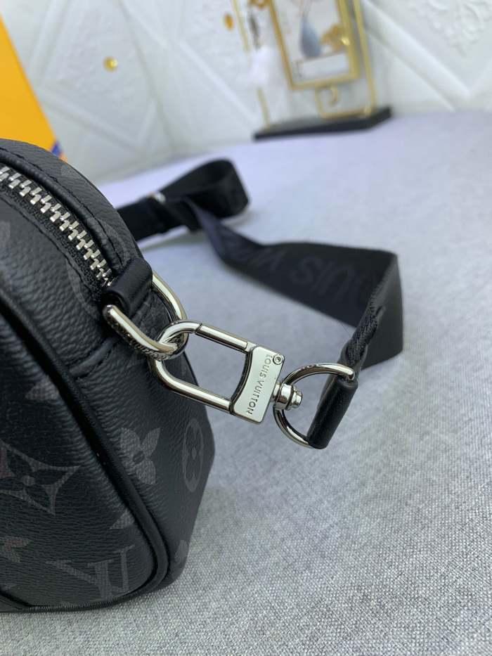 Leather bag ,5A ,no box,size 20x13x5.5cm,B110-168