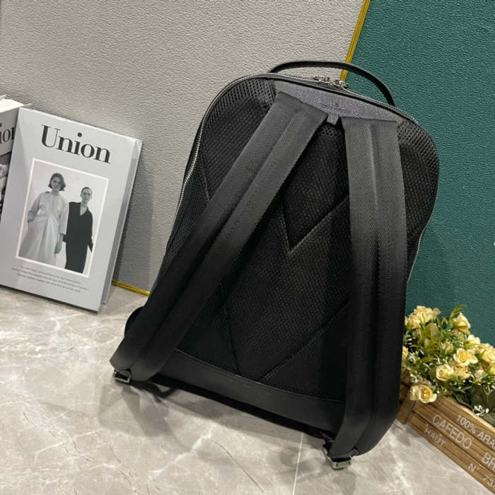 Leather bag ,5A ,no box,size 40x31x15cm,B110-163