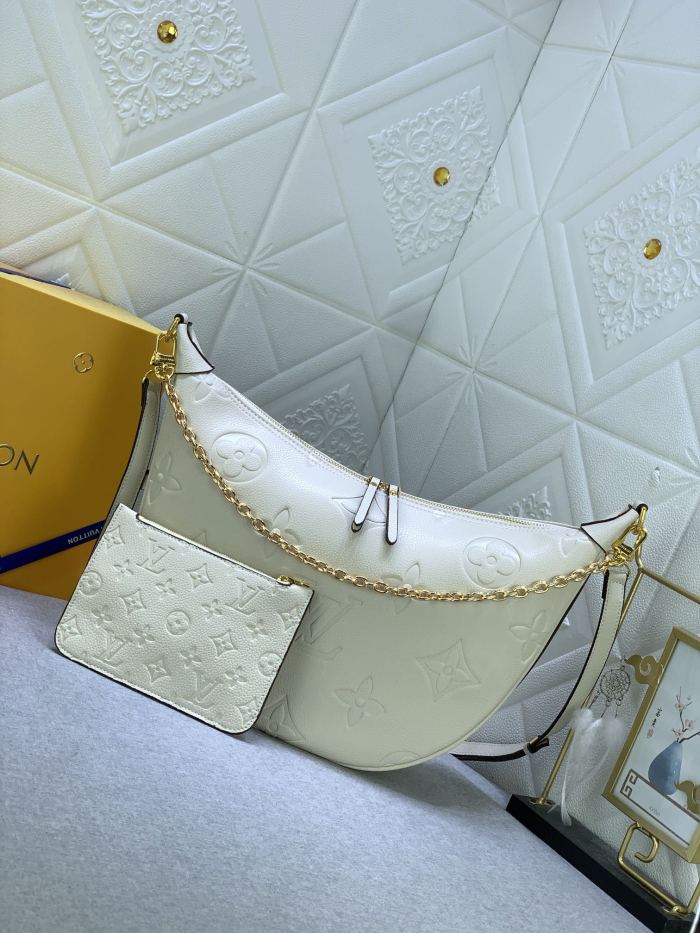 Leather bag ,5A ,no box,size 38X26X10cm,B110-167