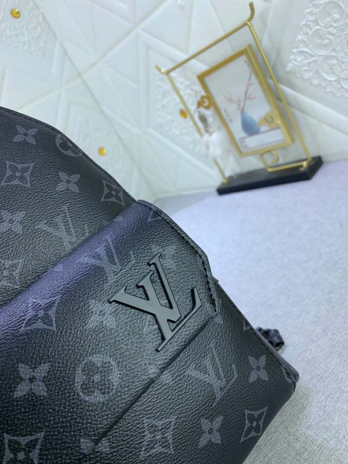 Leather bag ,5A ,no box,size 20x30x4cm,B110-174