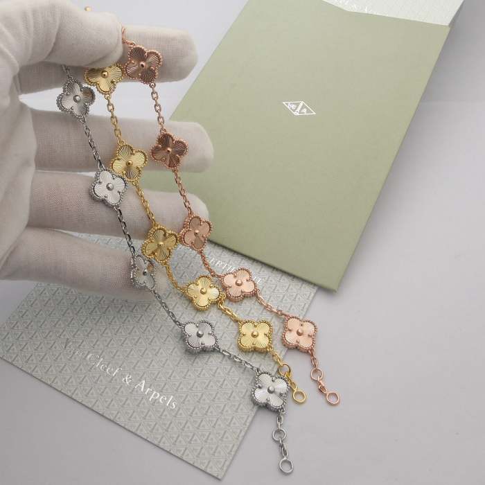 bracelet bangle cuff jewelry ,with box, J25-950-955