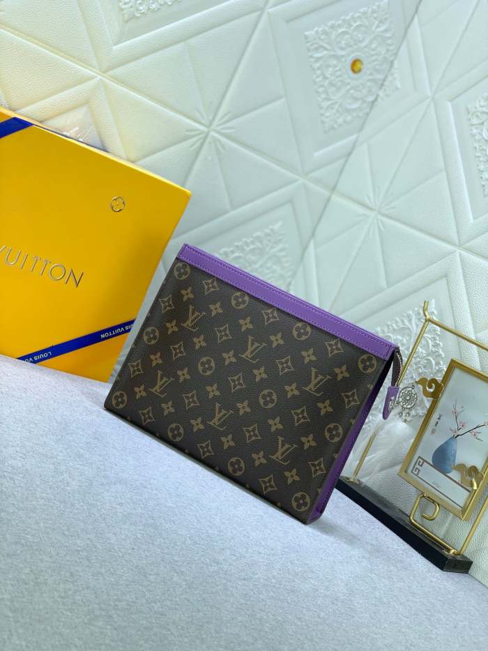 Leather bag ,5A , size 27x21x6cm ,no box,  B68-6075