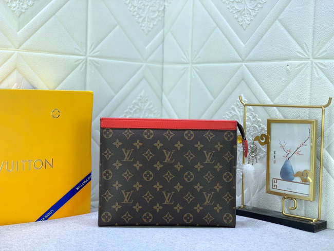Leather bag ,5A , size 27x21x6cm ,no box, B68-6073