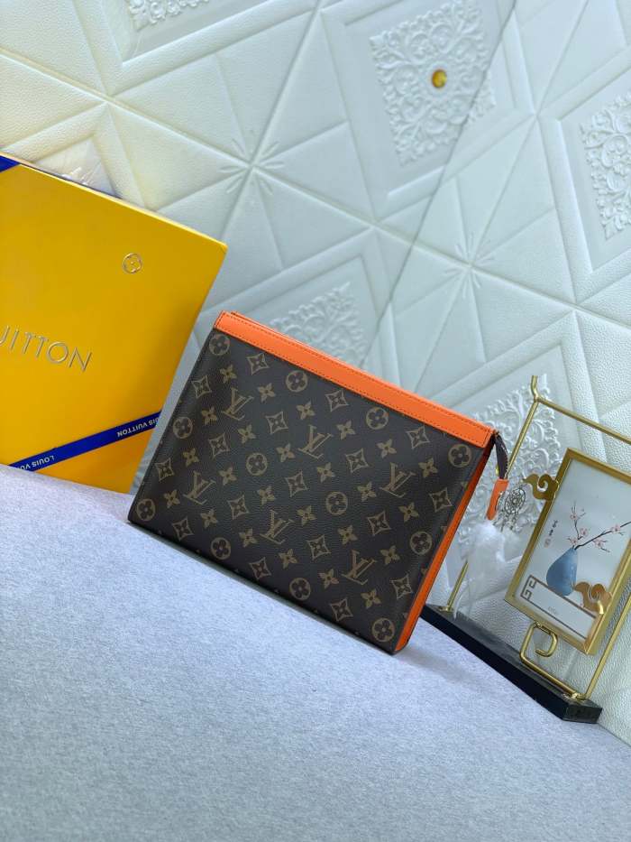 Leather bag ,5A , size 27x21x6cm ,no box,  B68-6078