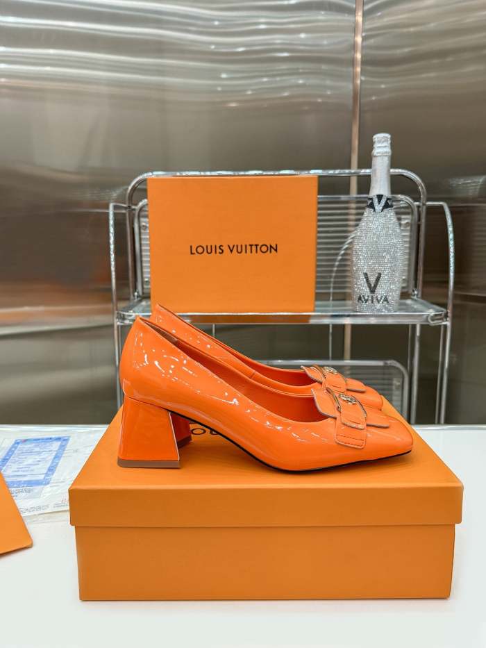 Women heel shoes,  size 35-42, SS88-645-646