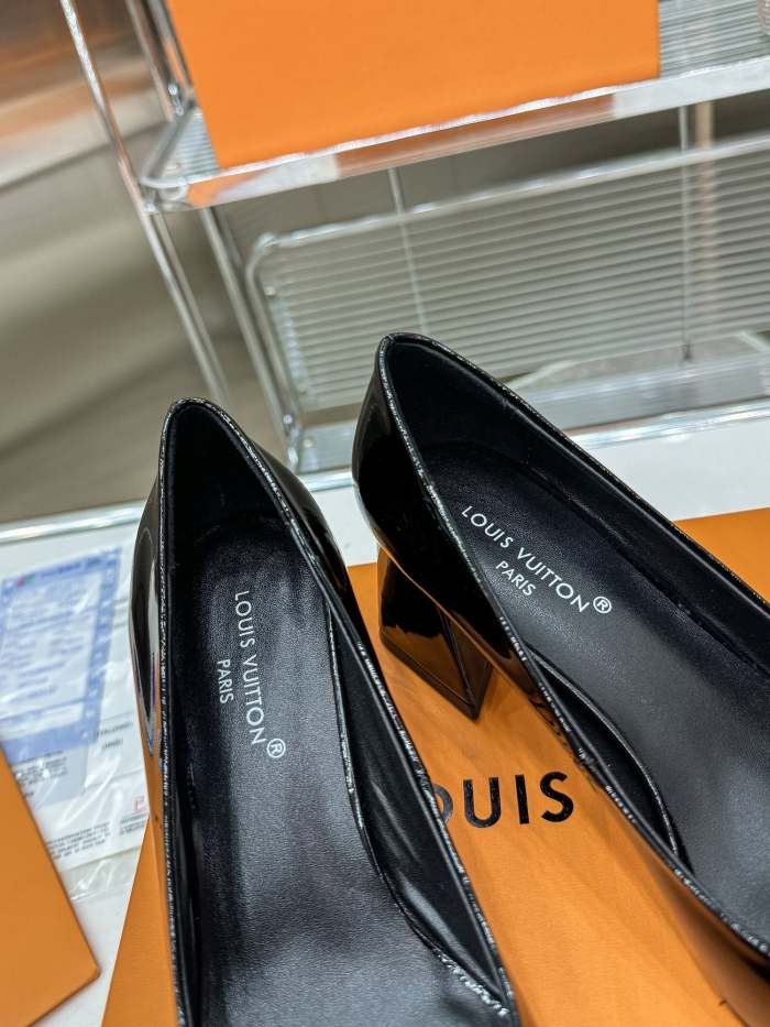 Women heel shoes,  size 35-42, SS88-639-640