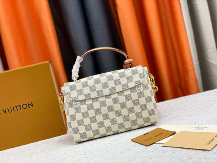 Leather bag ,5A , size 24.5x24.2x9cm ,no box,  B88-1734-1736